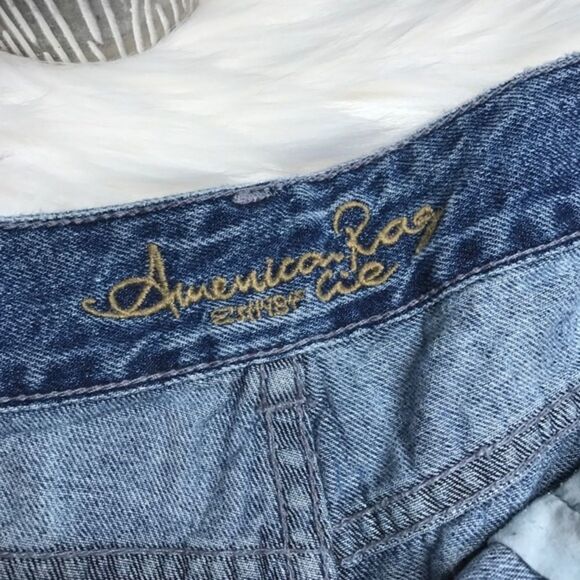 american Rag Motif Cutoff Raw Hem Jean Shorts - Picture 4 of 6